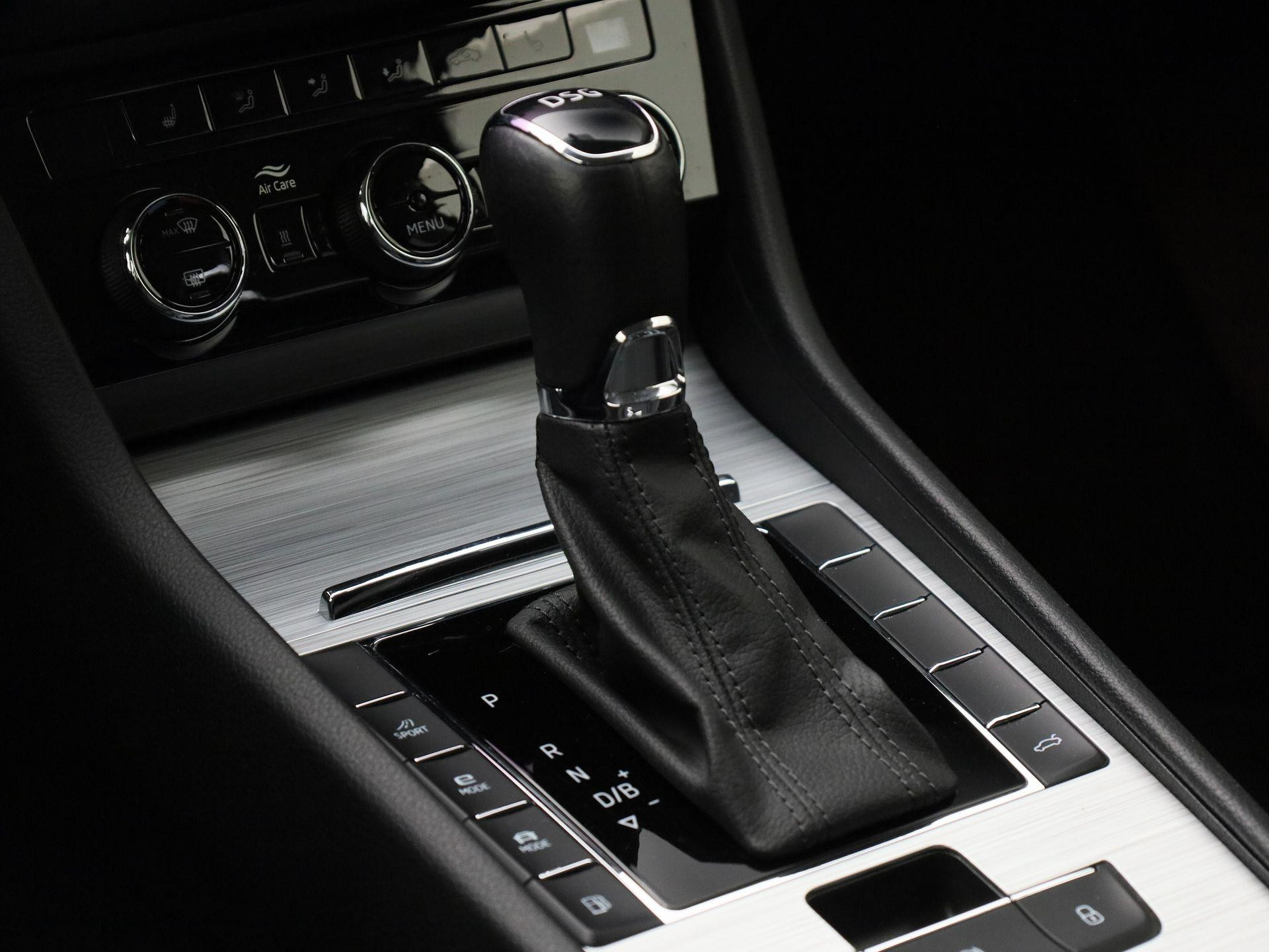 Hoofdafbeelding Škoda Superb