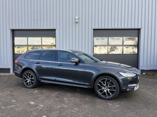 Volvo V90 Cross Country 2.0 T5 90TH Anniversary Edition Pano I Hud I 20 Inch I Massage