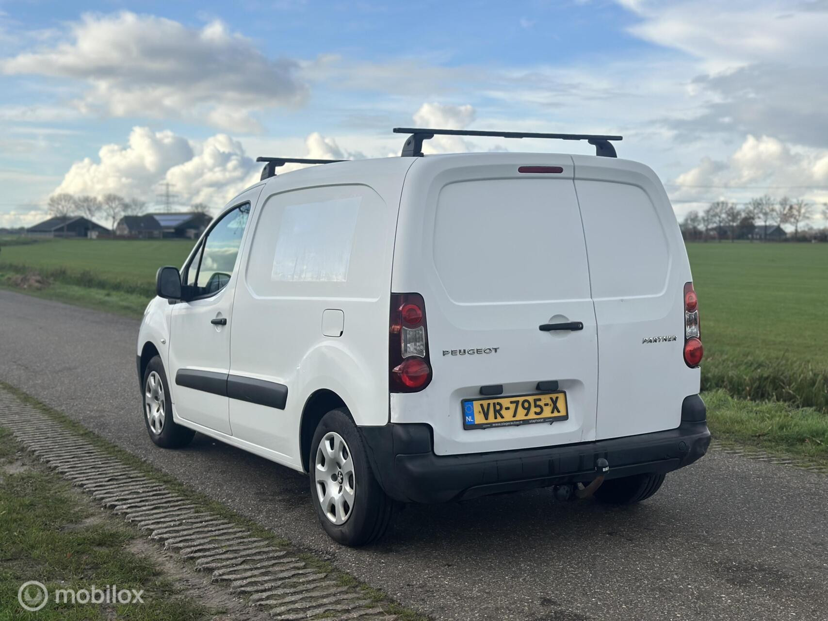 Hoofdafbeelding Peugeot Partner