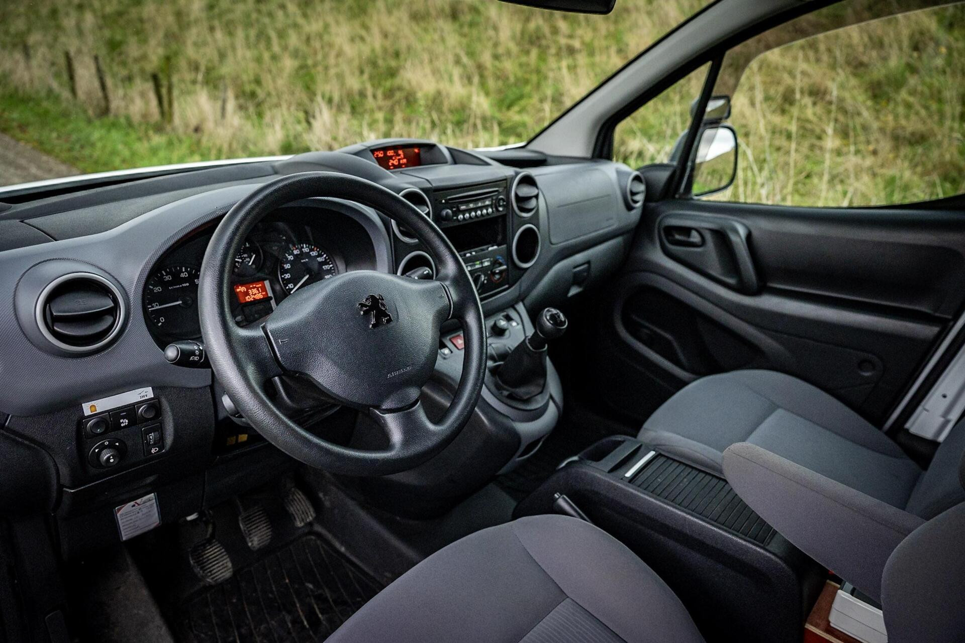 Hoofdafbeelding Peugeot Partner