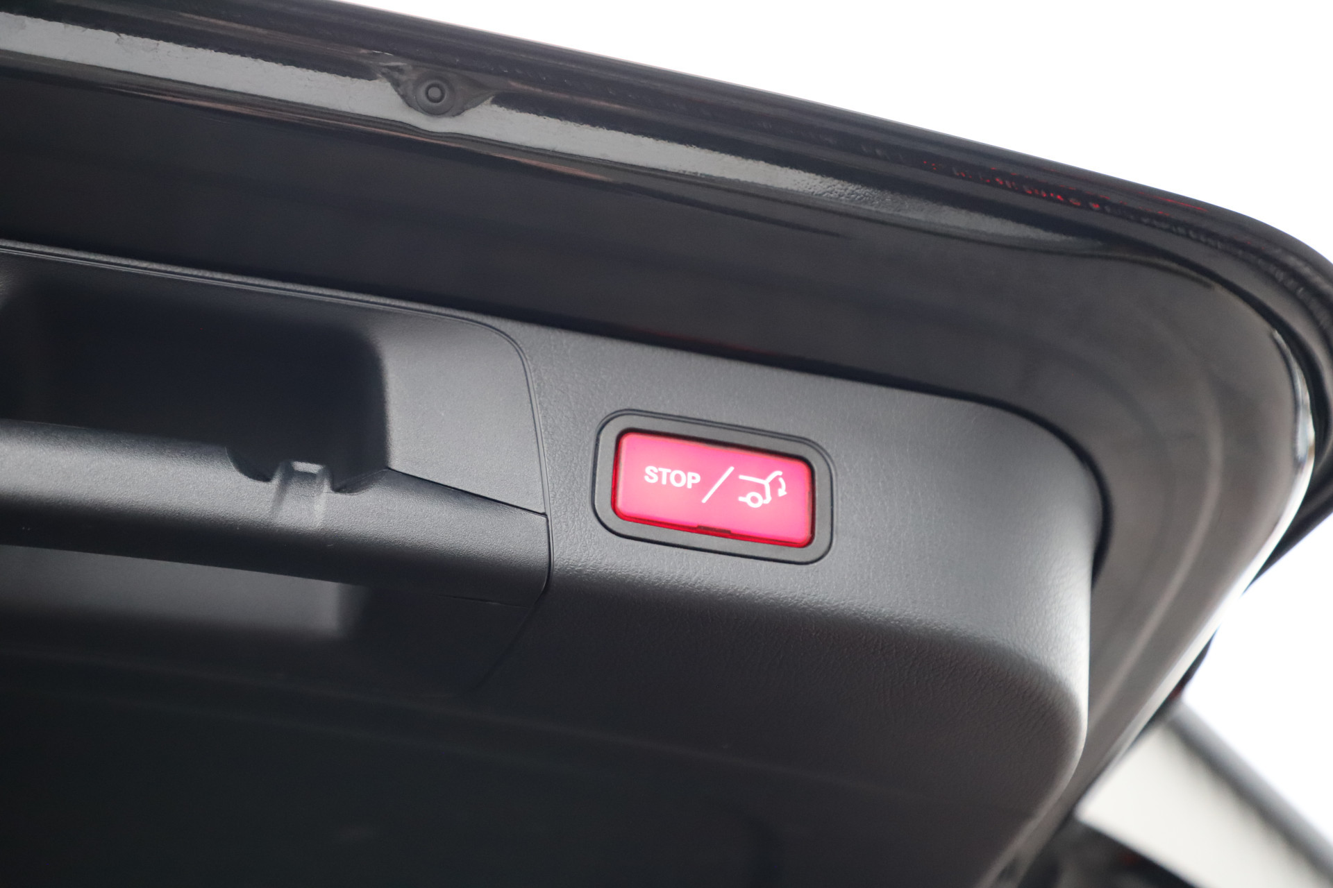 Hoofdafbeelding Mercedes-Benz EQB