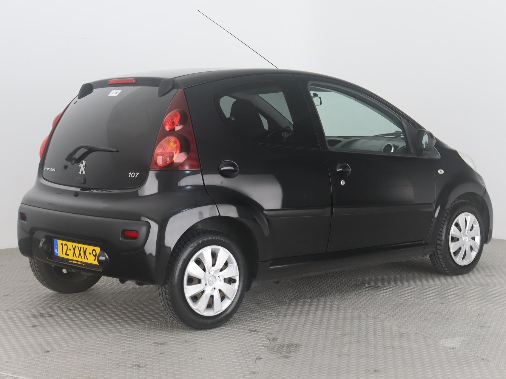 Hoofdafbeelding Peugeot 107