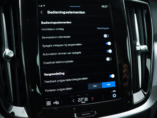 Volvo V60 Volvo V60 2.0 B3 Core | Adaptive Cruise | Navi | El. Achterklep - afbeelding nr 30