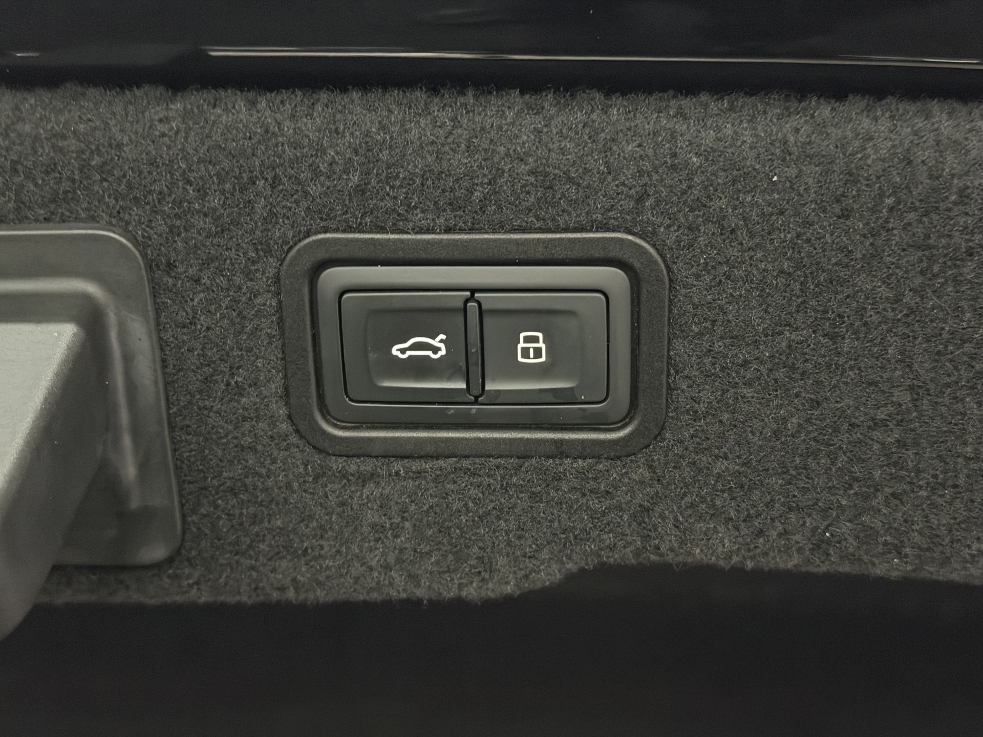 Hoofdafbeelding Audi A8