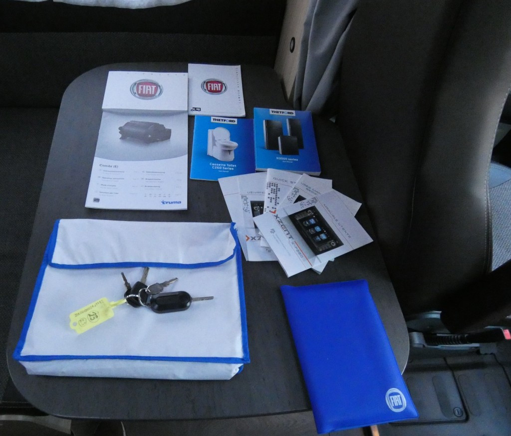 Hoofdafbeelding Sunlight T68 Automaat,navi,camera,lengtebedden