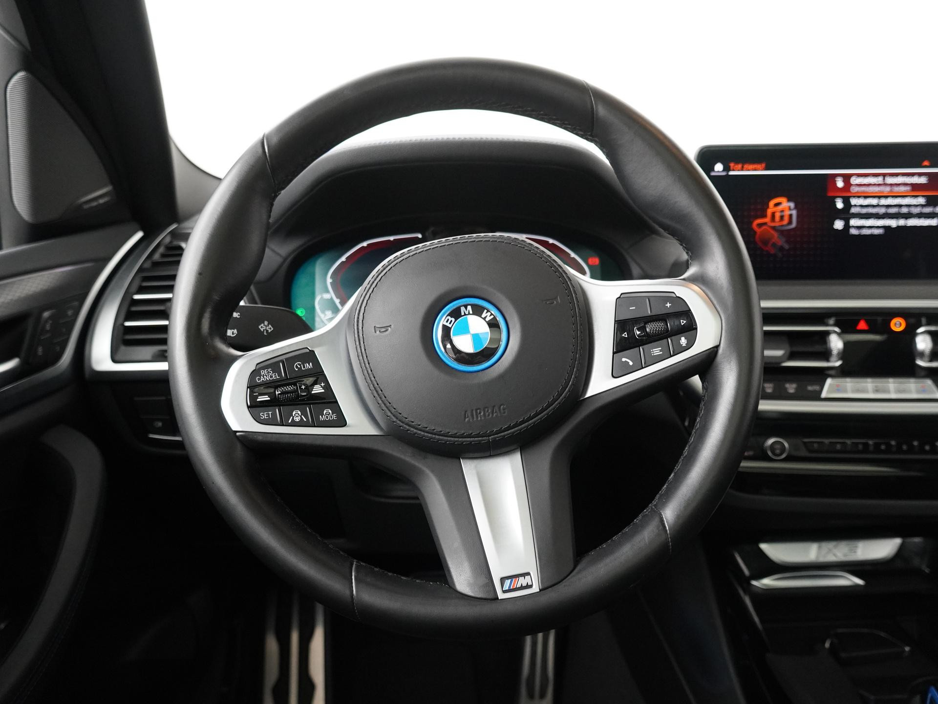 Hoofdafbeelding BMW iX3