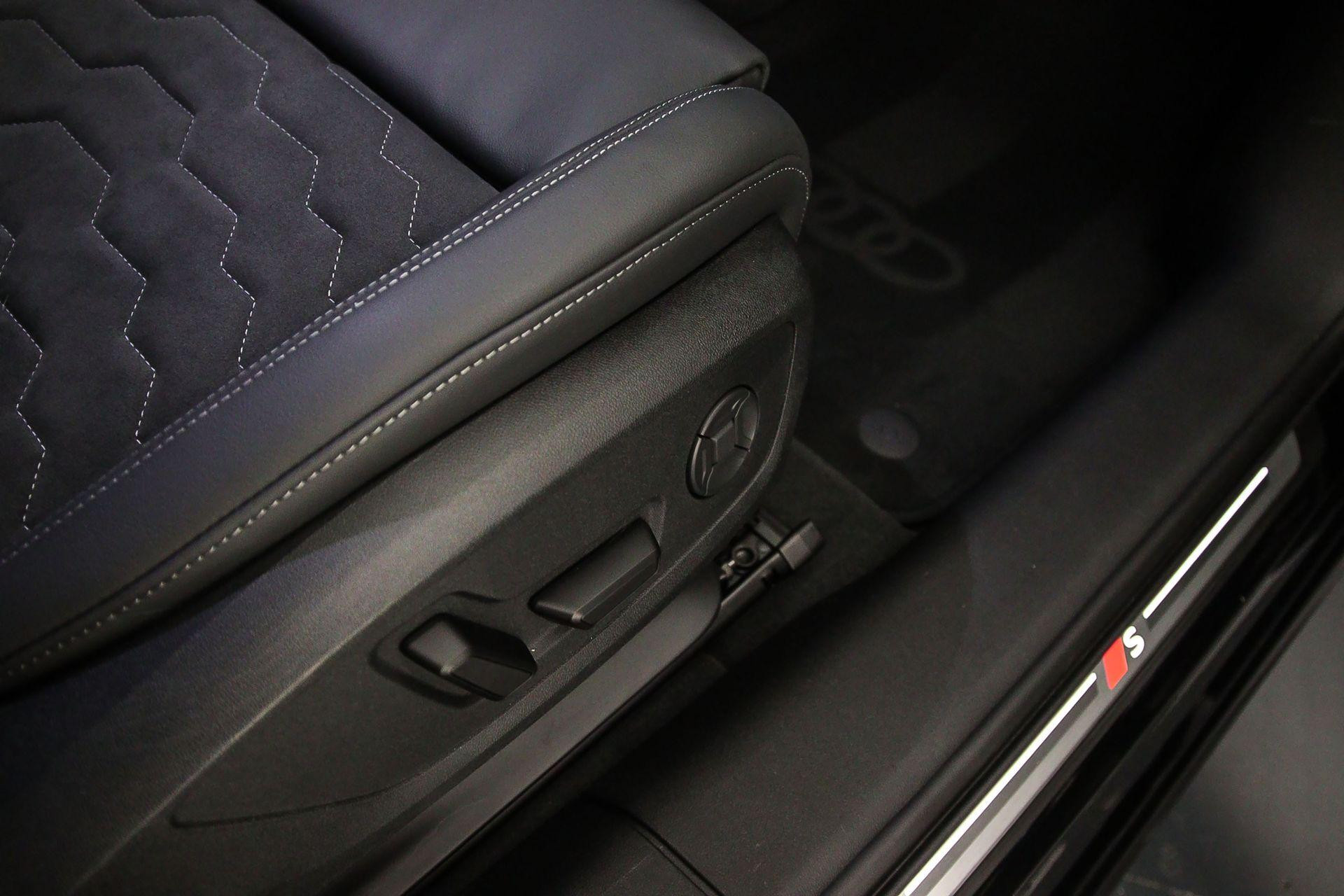 Hoofdafbeelding Audi A6 Avant e-tron