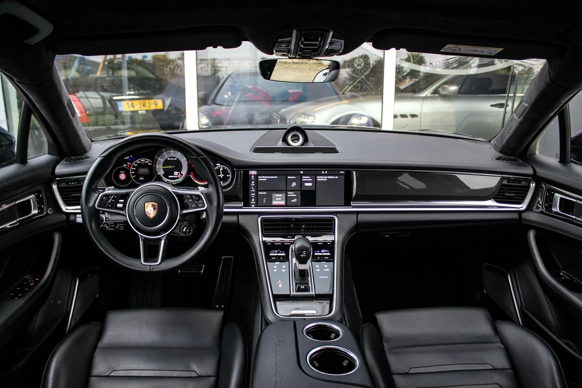 Hoofdafbeelding Porsche Panamera
