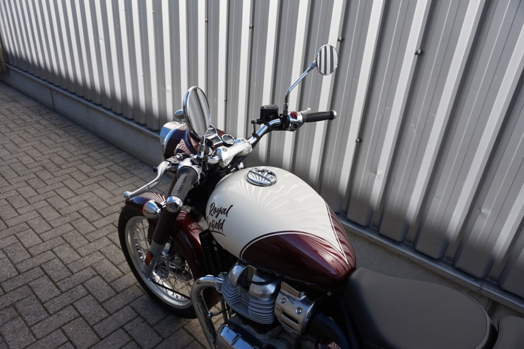 Hoofdafbeelding Royal Enfield Classic