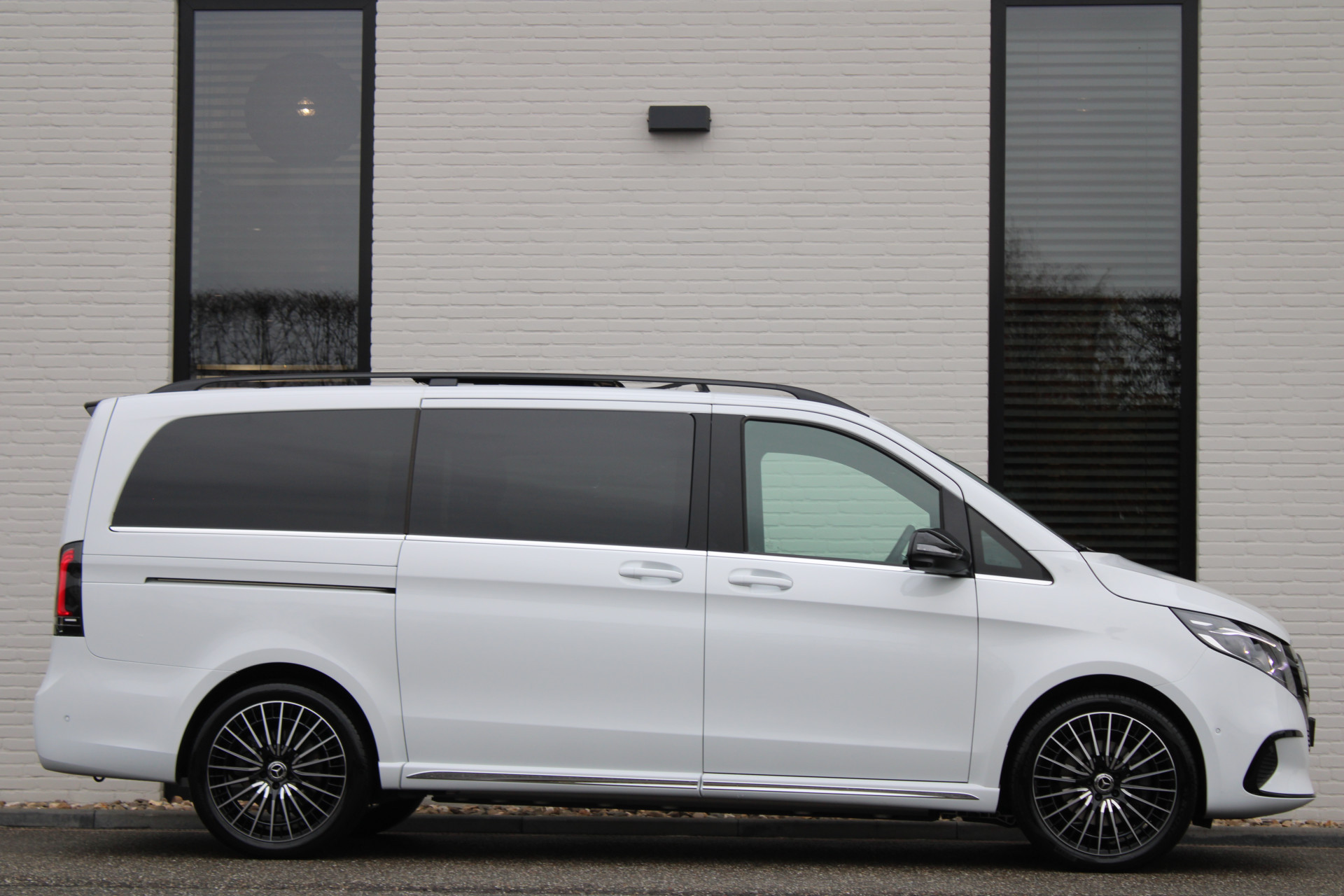 Hoofdafbeelding Mercedes-Benz EQV