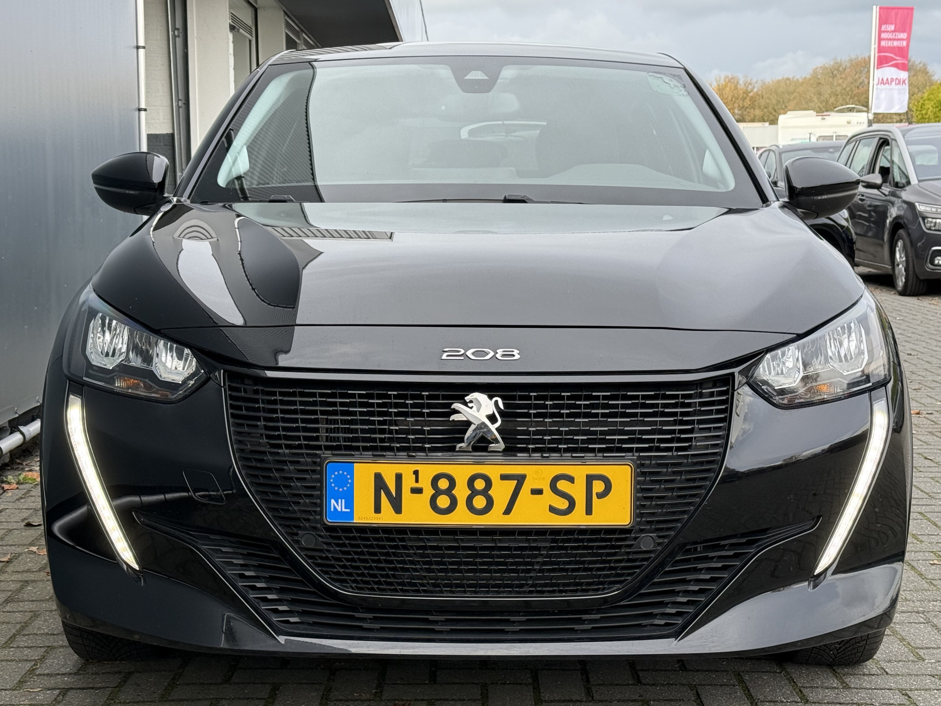 Hoofdafbeelding Peugeot e-208