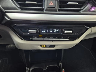 Suzuki Swift Suzuki Swift 1.2 Style SmartHyb [ CAMERA I CLIMATE CONTROL & ADAPTIEFE CRUISE - afbeelding nr 13