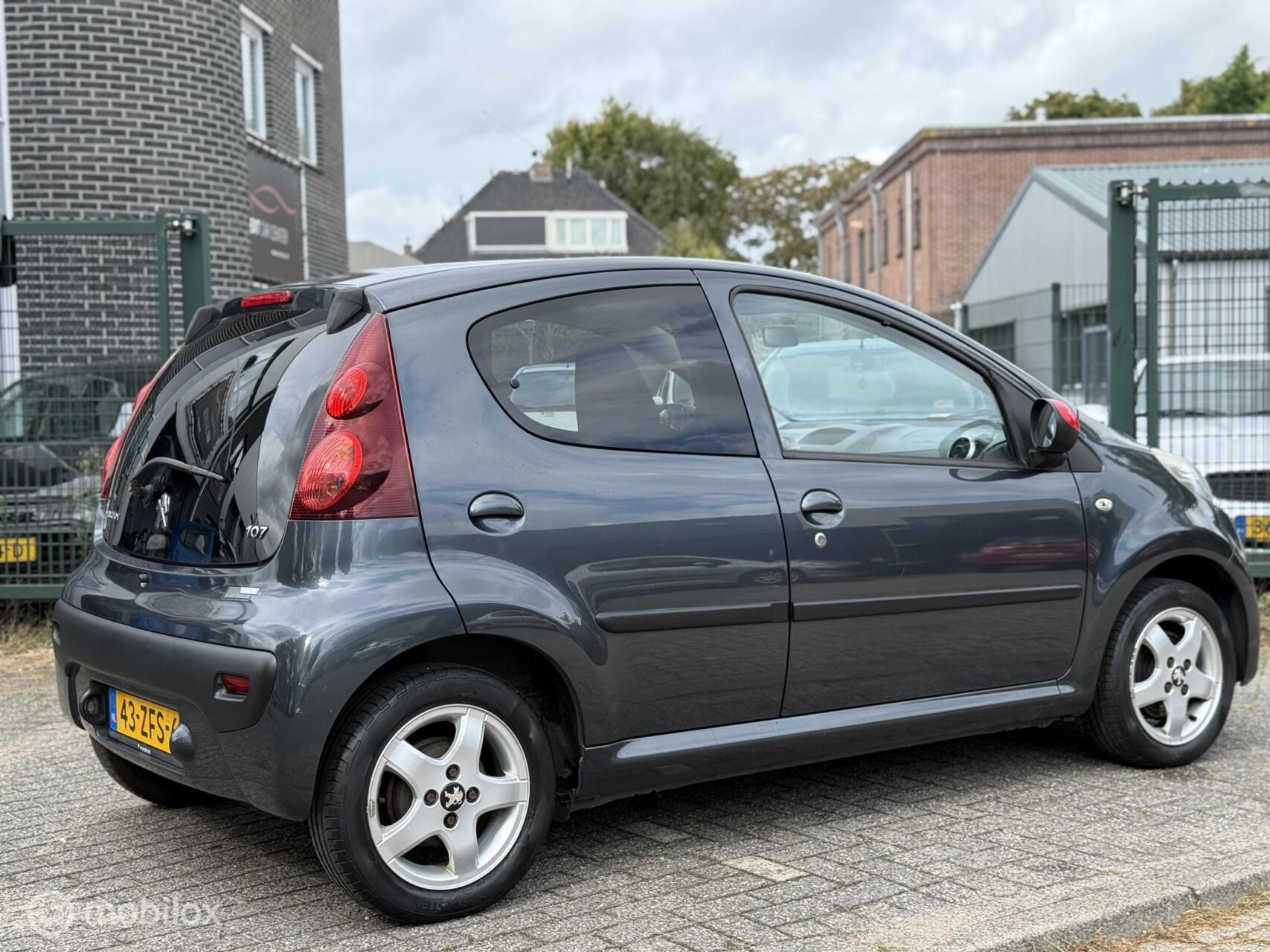 Hoofdafbeelding Peugeot 107