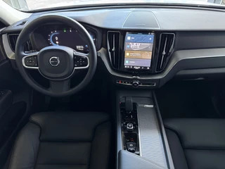 Volvo XC60 Volvo XC60 2.0 T6 350PK PHEV AWD PLUS DARK LONG RANGE PANO HARMAN-KARDON 360CAM ELEK.KLEP STUUR/STOEL VERW. Plug in Hybrid - afbeelding nr 29