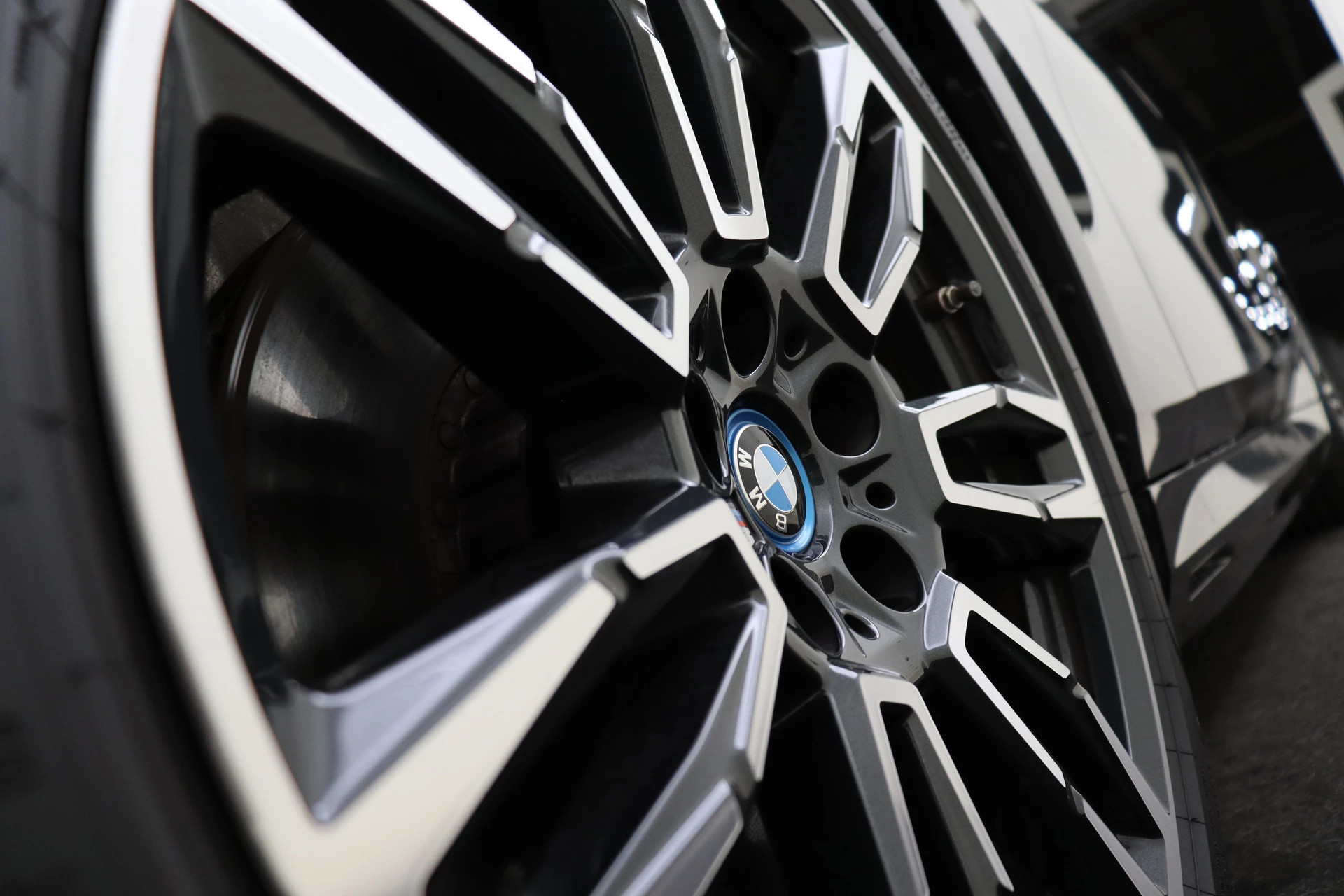 Hoofdafbeelding BMW i5