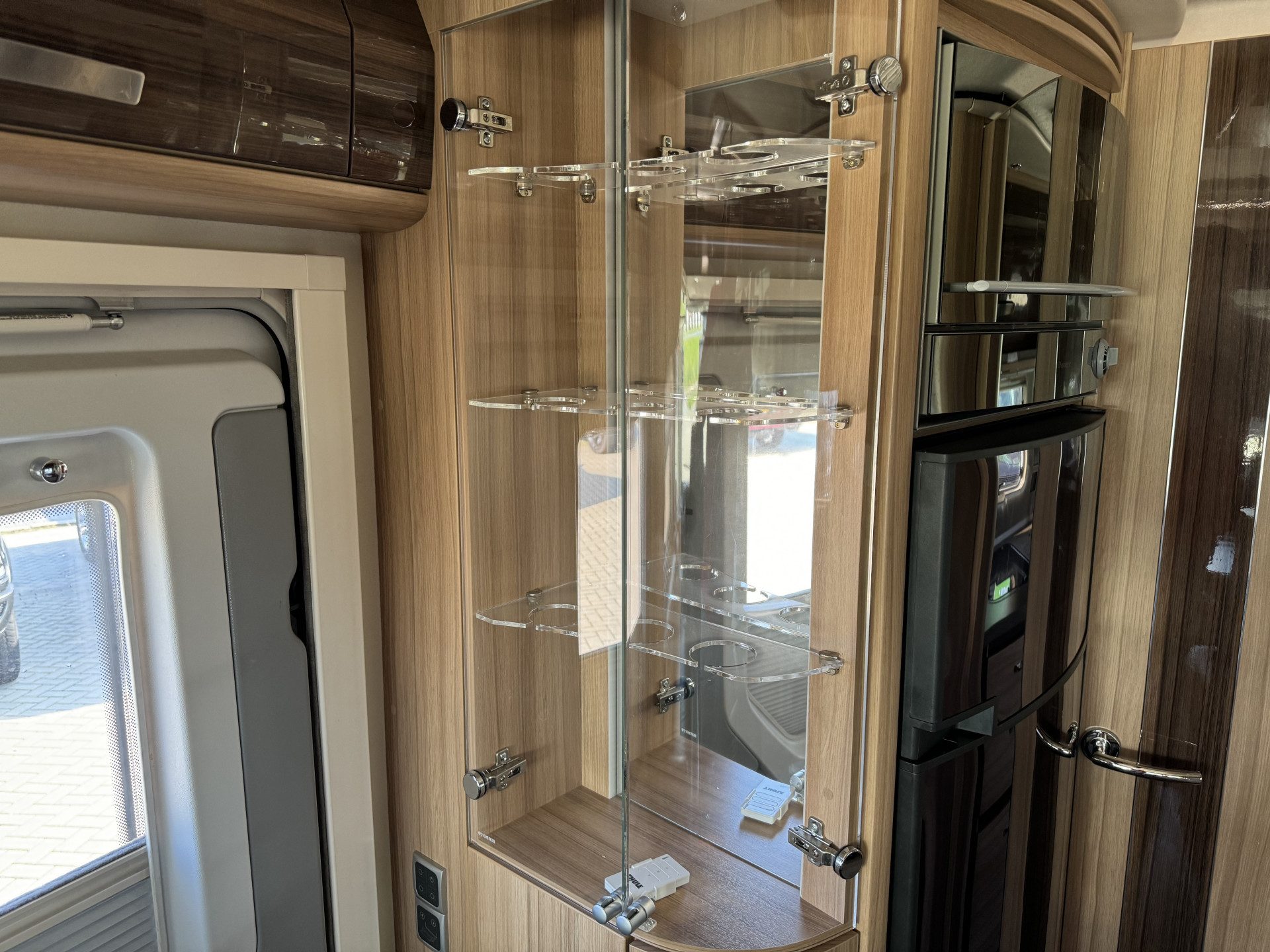 Hoofdafbeelding Knaus R03