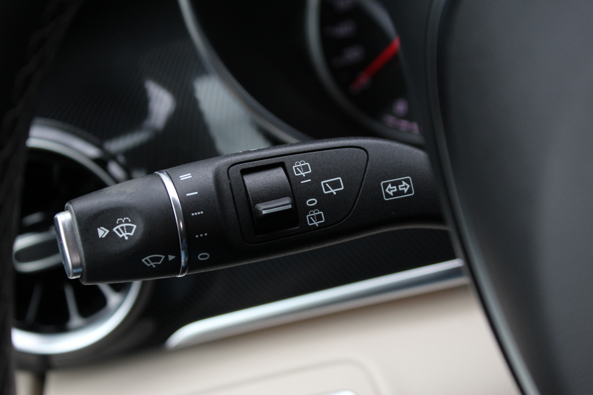 Hoofdafbeelding Mercedes-Benz Marco Polo