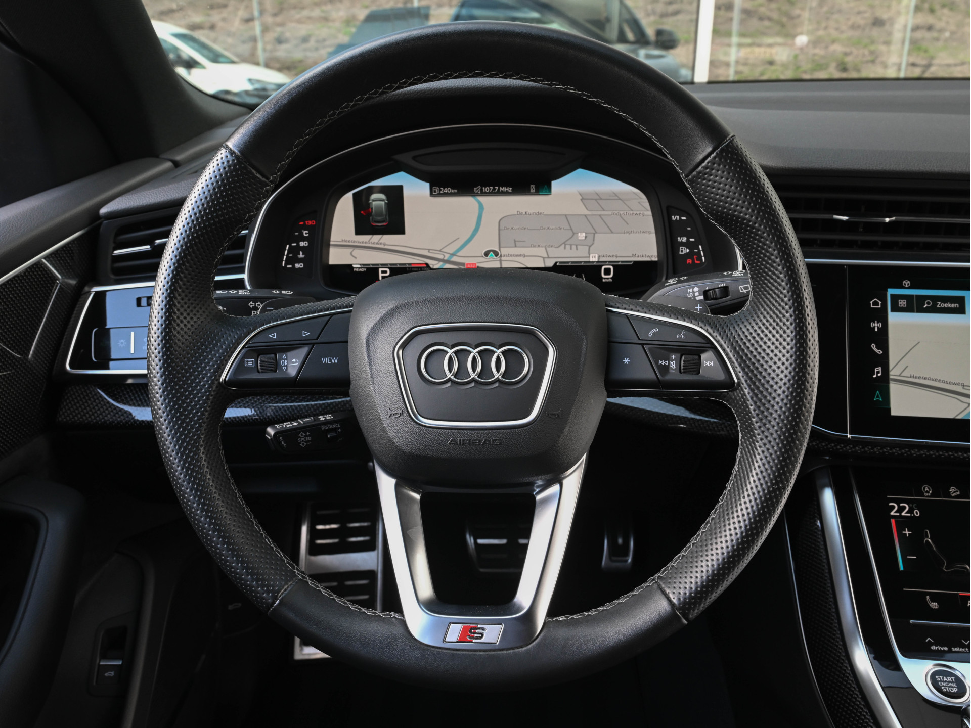 Hoofdafbeelding Audi Q8