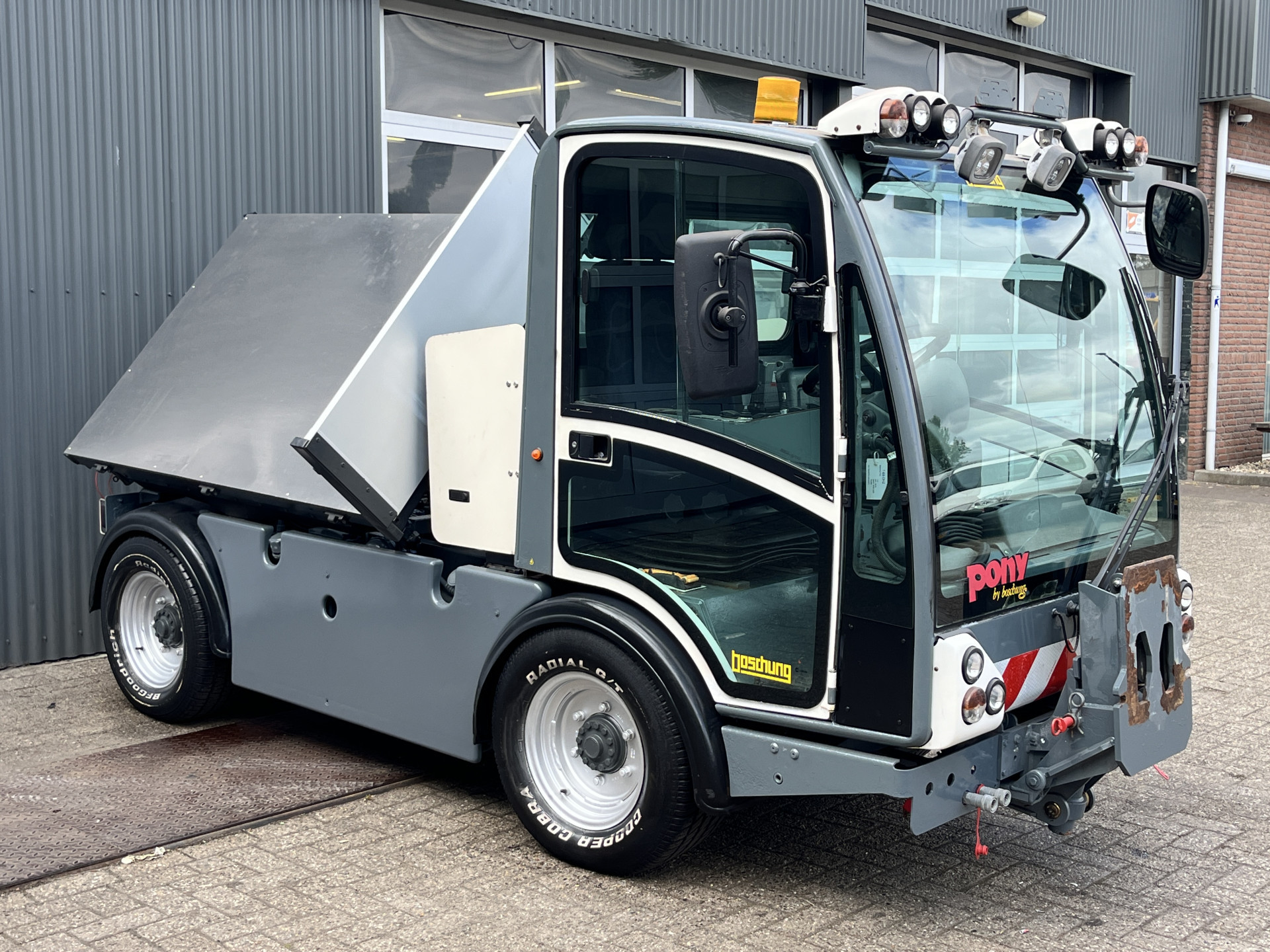 Hoofdafbeelding boschung P4T