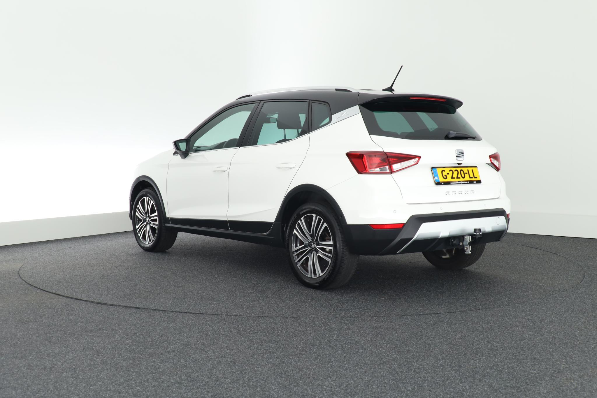 Hoofdafbeelding SEAT Arona