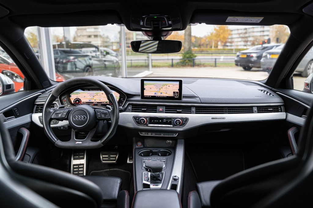 Hoofdafbeelding Audi RS4