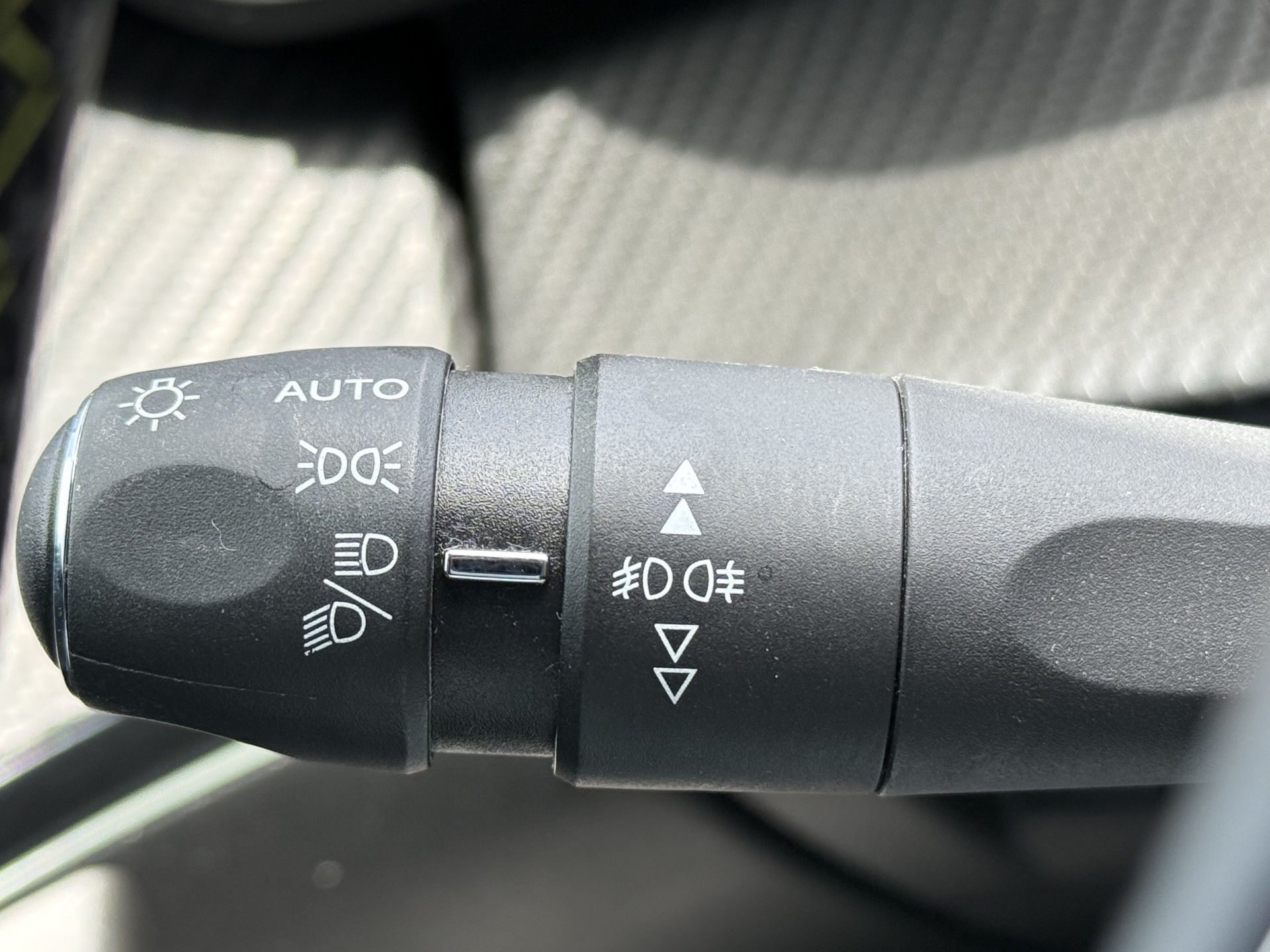 Hoofdafbeelding Peugeot e-2008