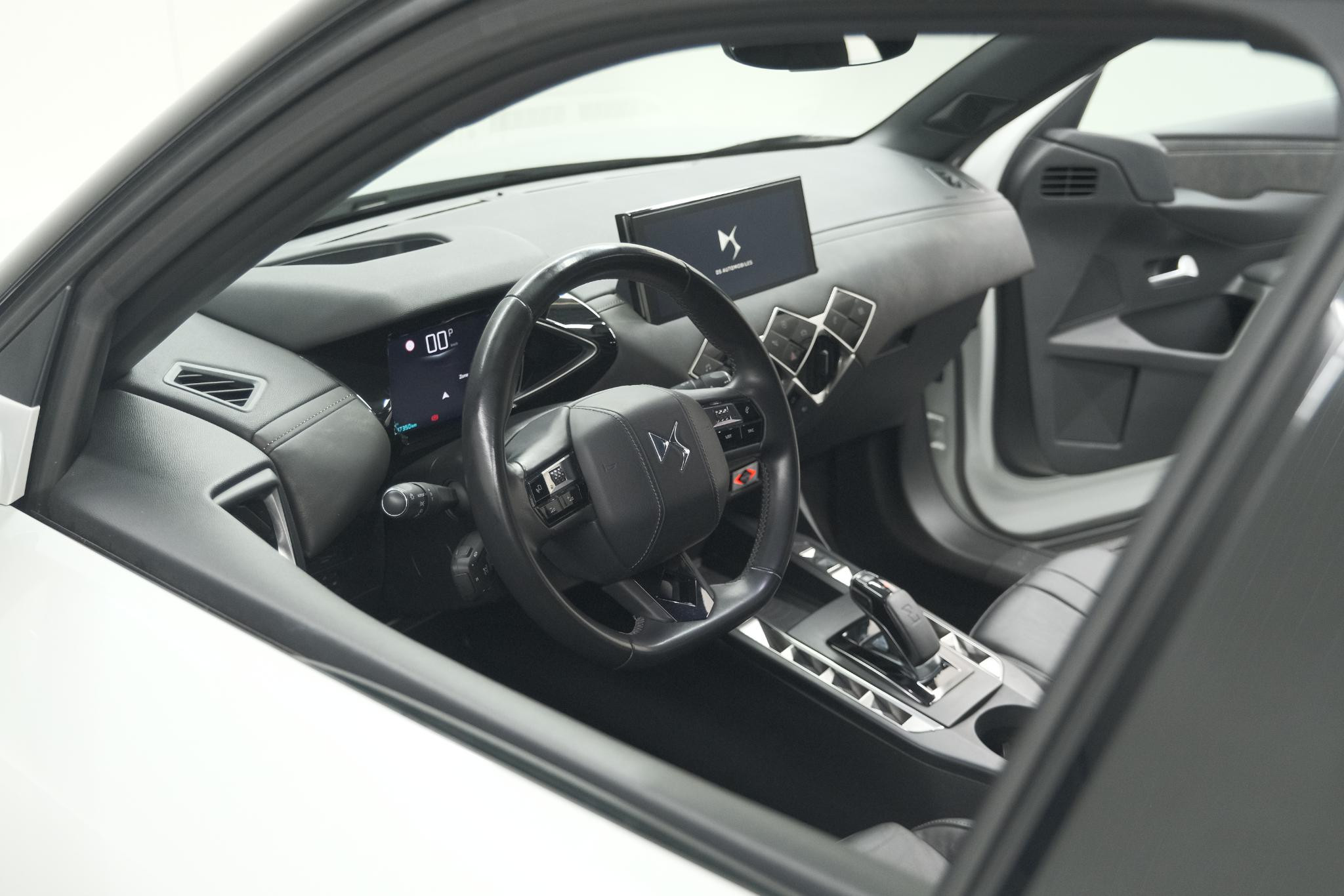 Hoofdafbeelding DS DS 3