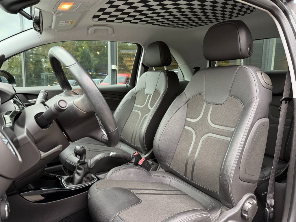 Hoofdafbeelding Opel ADAM