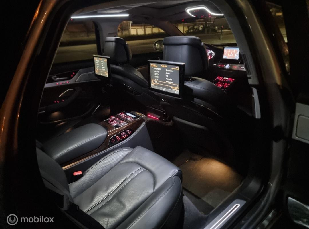 Hoofdafbeelding Audi A8