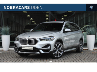 BMW X1 xDrive25e High Executive M Sport Automaat / Trekhaak / Sportstoelen / M Adaptief onderstel / Parking Assistant Plus / Adaptieve LED / Comfort Access