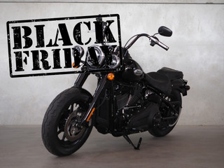 Hoofdafbeelding Harley-Davidson Softail Harley-Davidson Softail 114 FLHCS Heritage Classic 2022 | Black Trim | Keyless | Cruise Control | LED