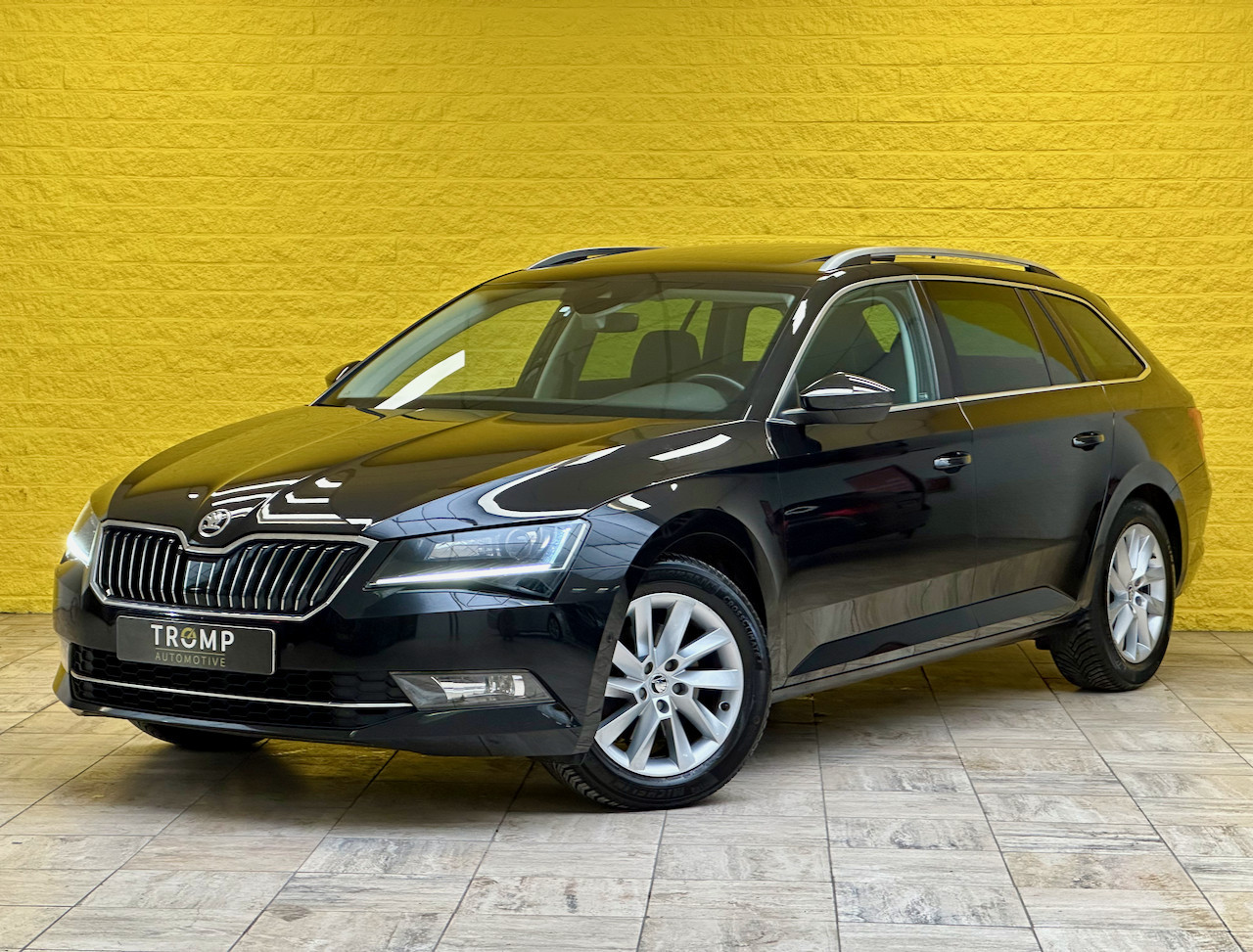 Hoofdafbeelding Škoda Superb