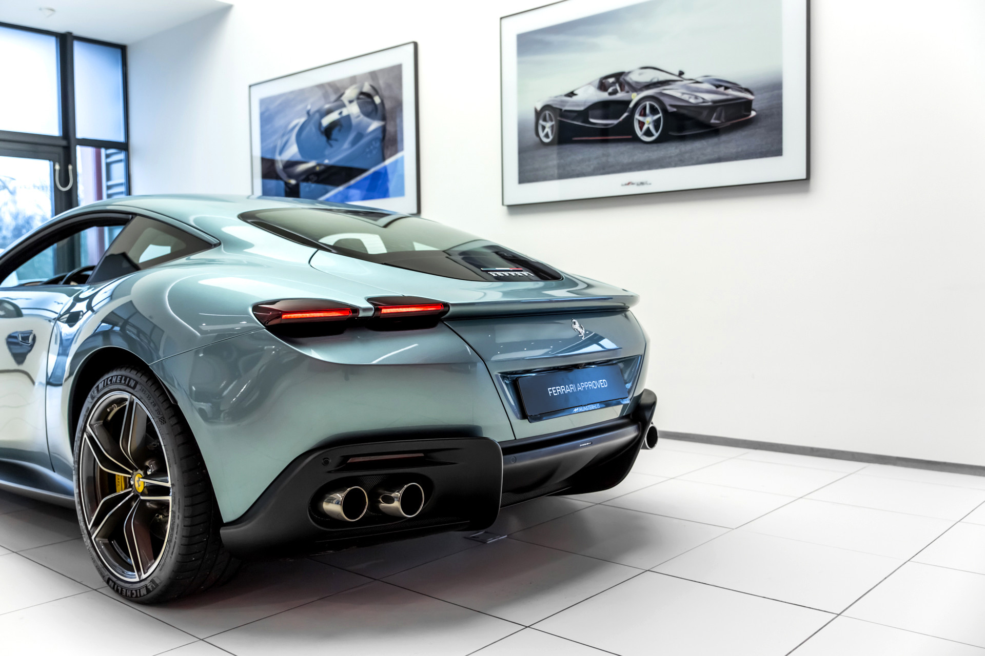 Hoofdafbeelding Ferrari Roma