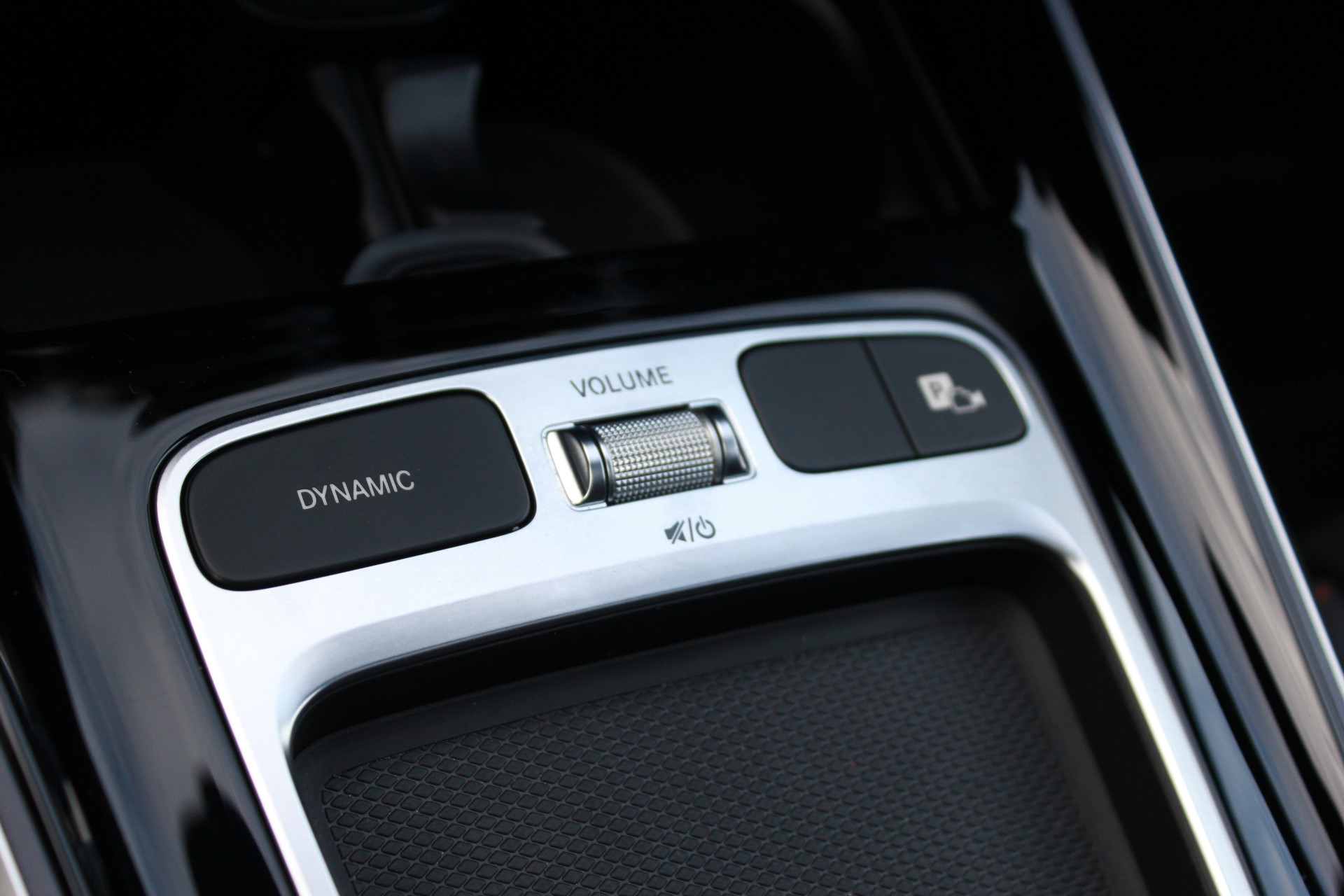 Hoofdafbeelding Mercedes-Benz EQA