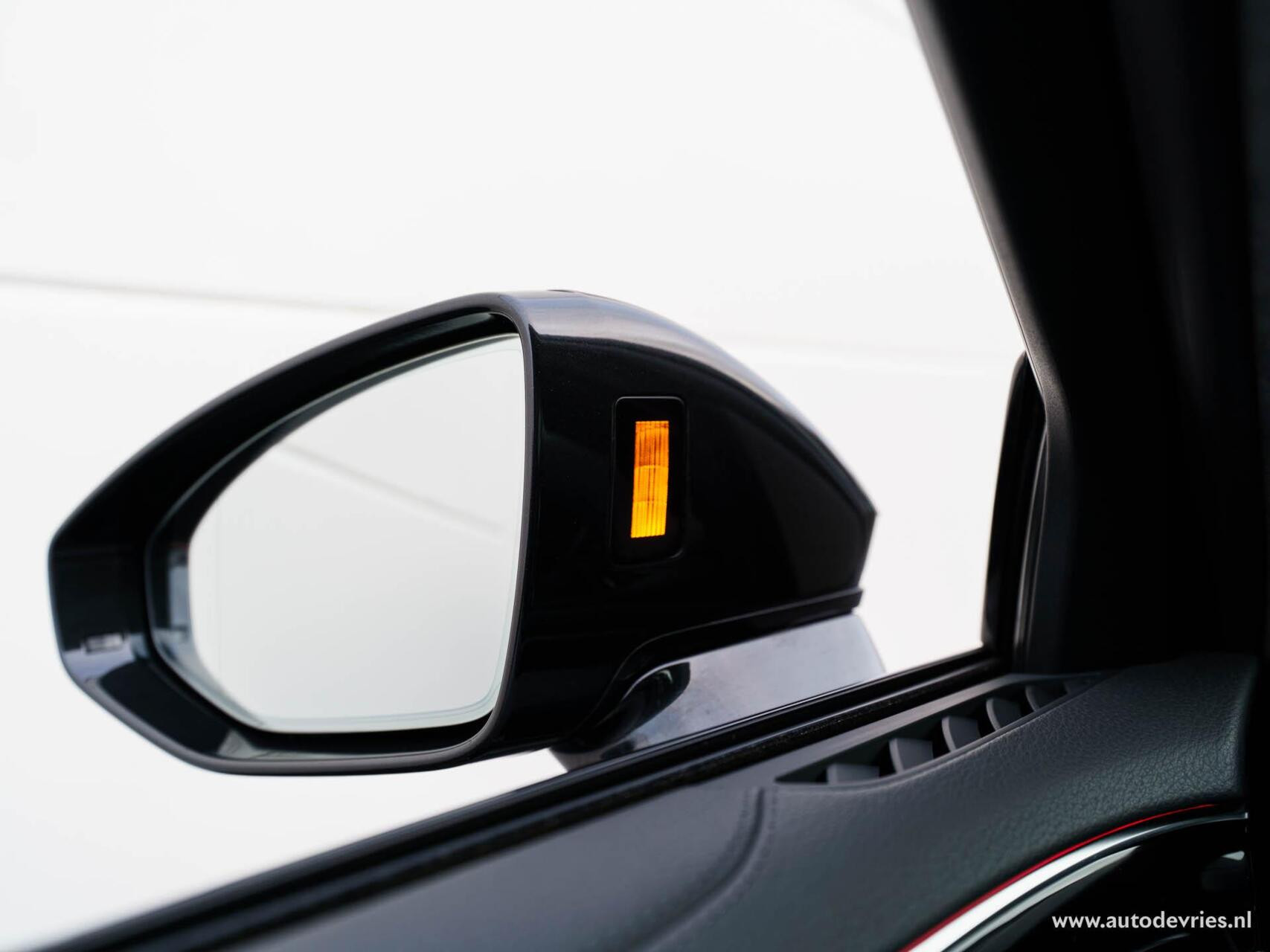 Hoofdafbeelding Audi A8