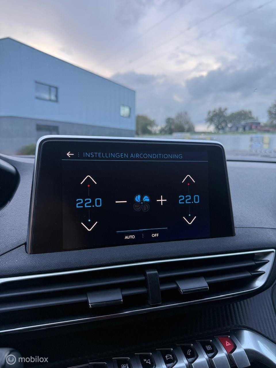 Hoofdafbeelding Peugeot 5008