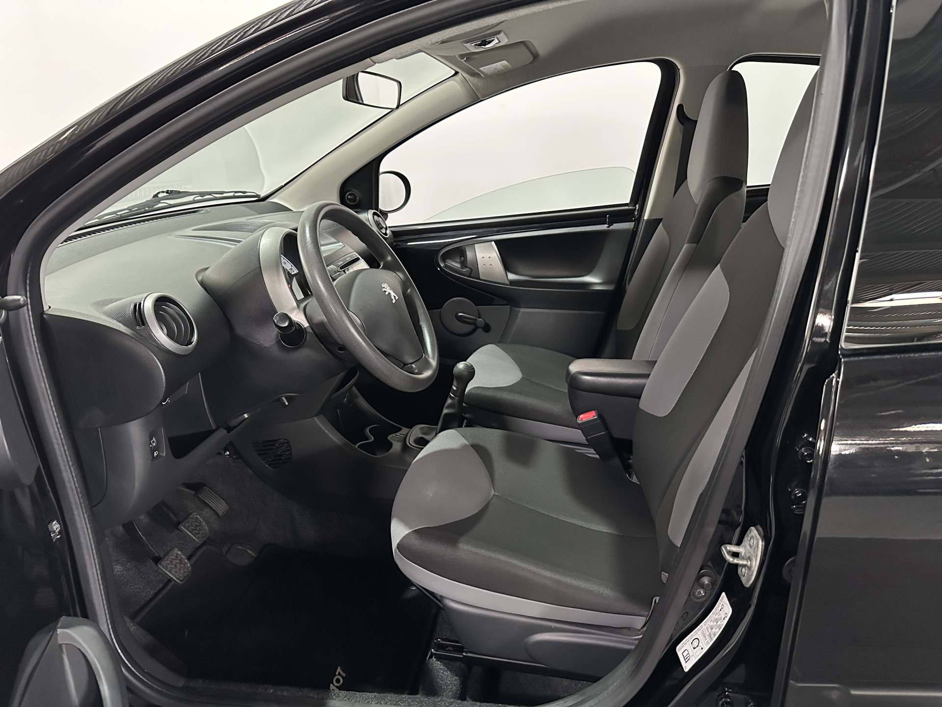 Hoofdafbeelding Peugeot 107