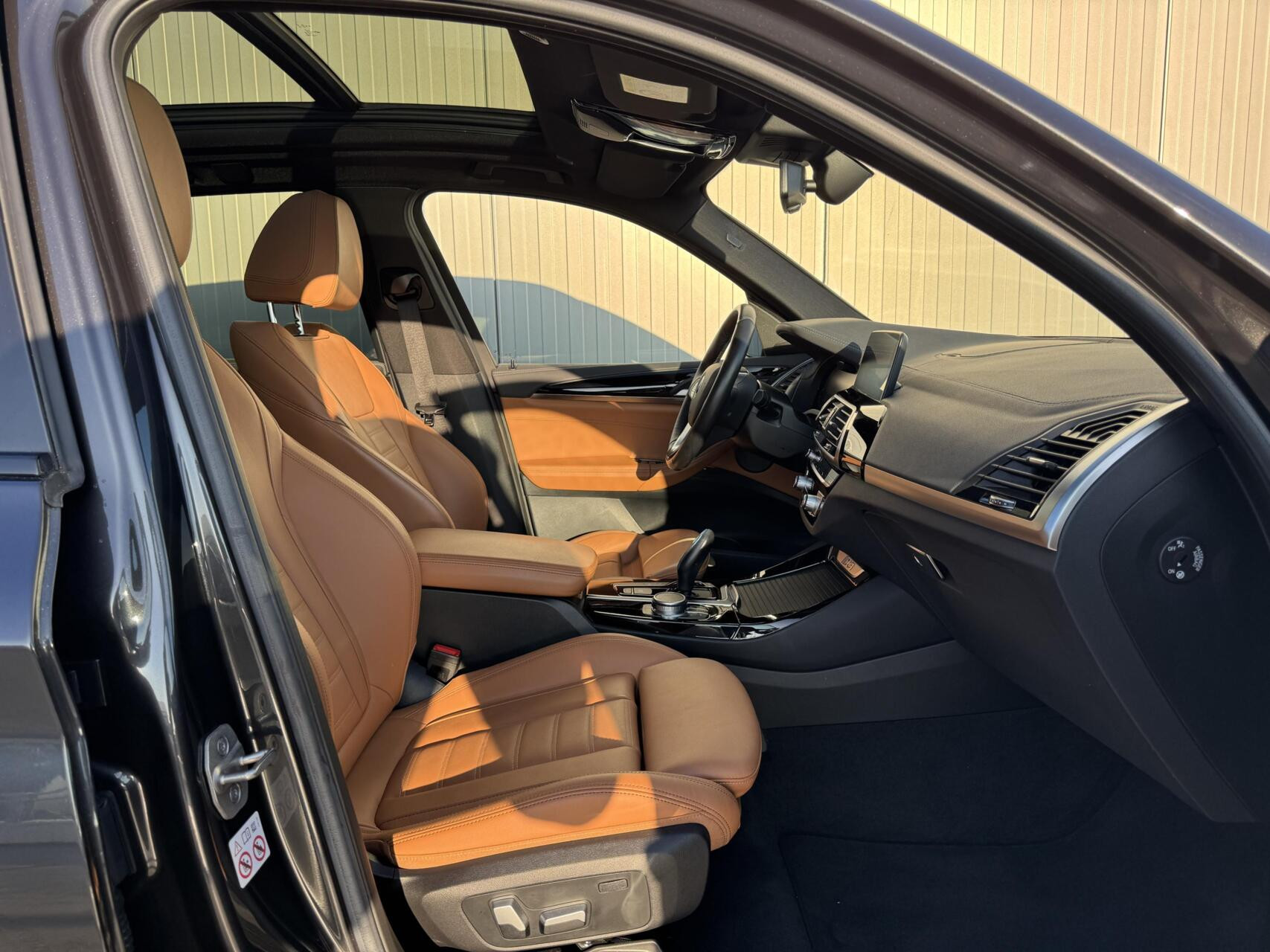 Hoofdafbeelding BMW iX3