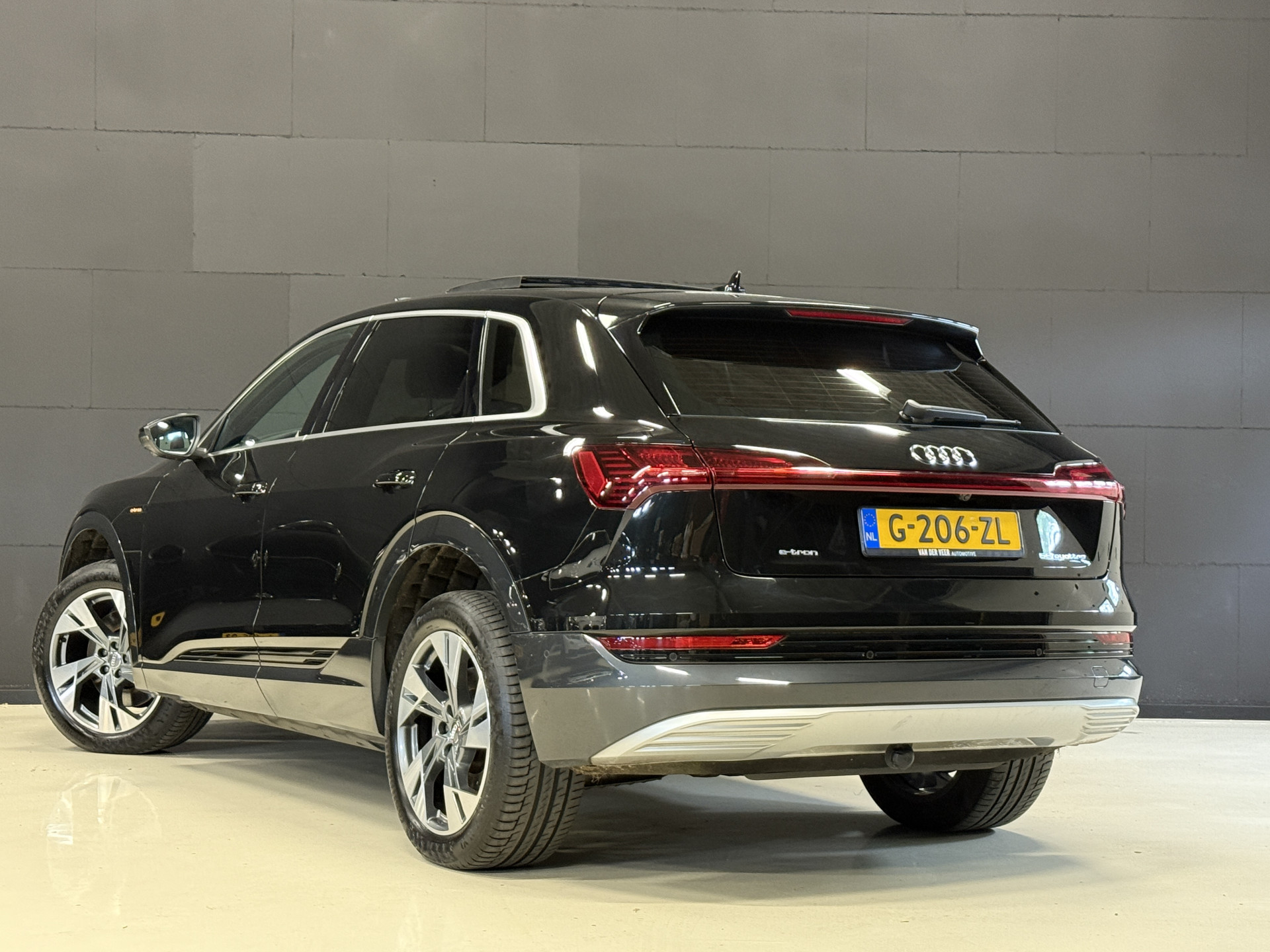 Hoofdafbeelding Audi e-tron
