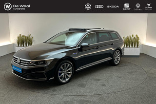Volkswagen Passat Variant GTE 1.4 TSI 218pk DSG PHEV Business | Panoramadak, Lederen Bekleding, Trekhaak Zwenkbaar, Park Assist |