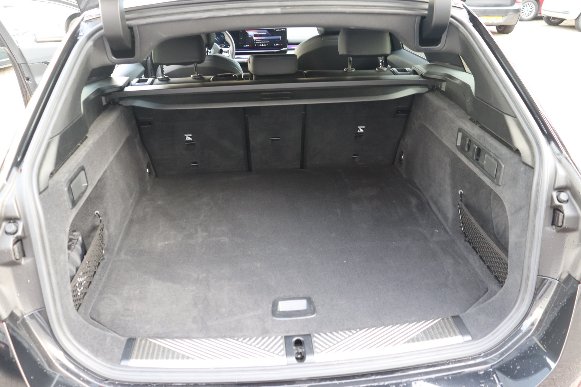 Hoofdafbeelding BMW i5