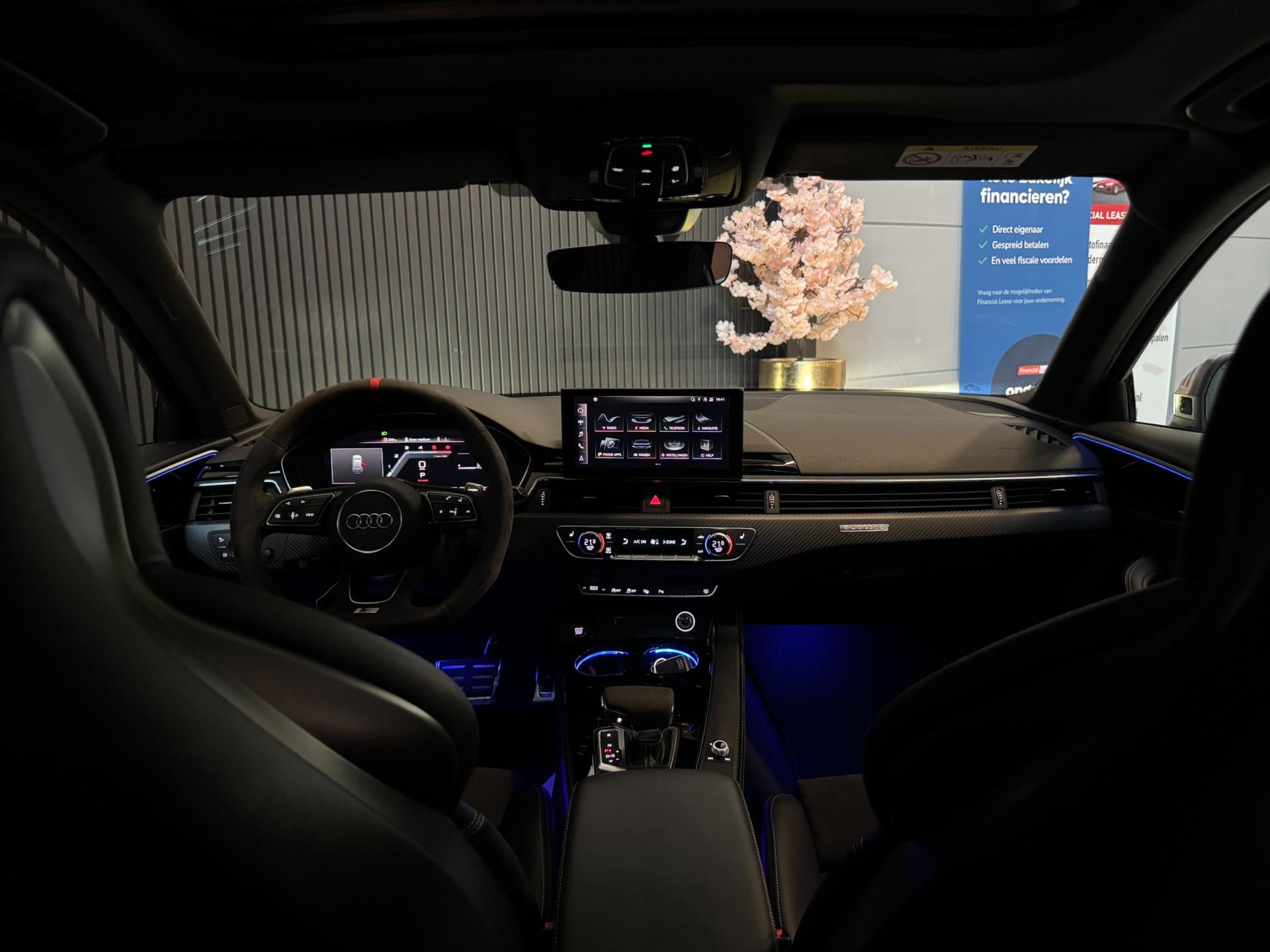 Hoofdafbeelding Audi S4