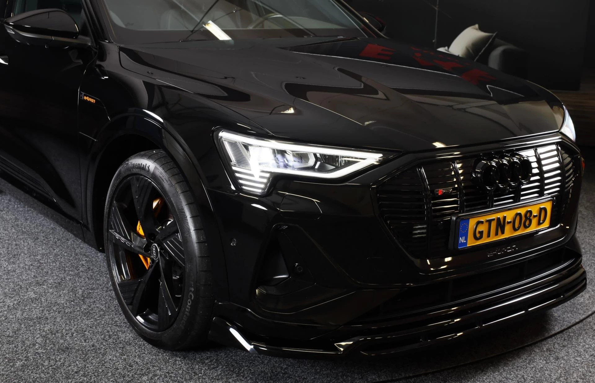 Hoofdafbeelding Audi e-tron