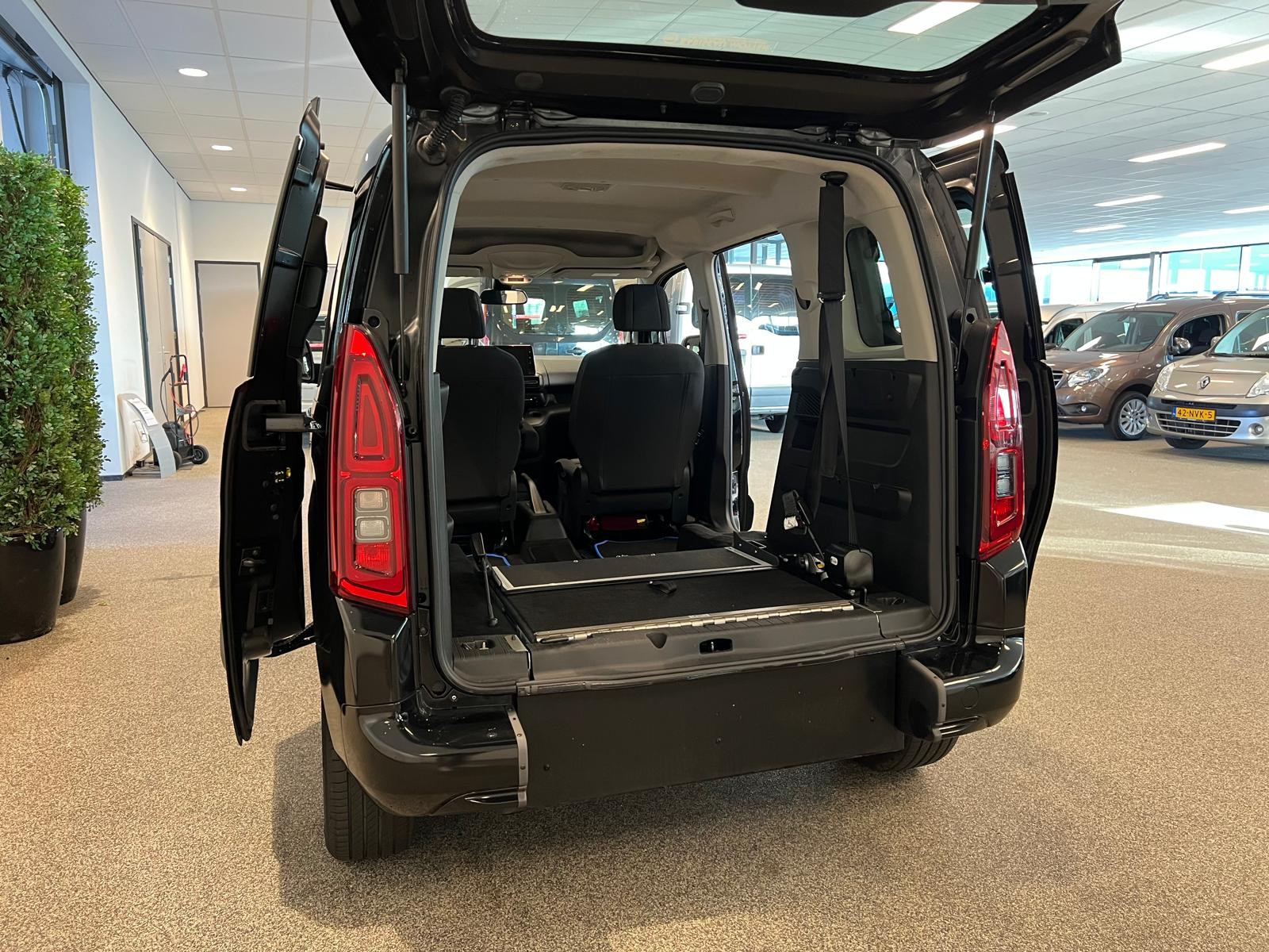 Hoofdafbeelding Opel Combo