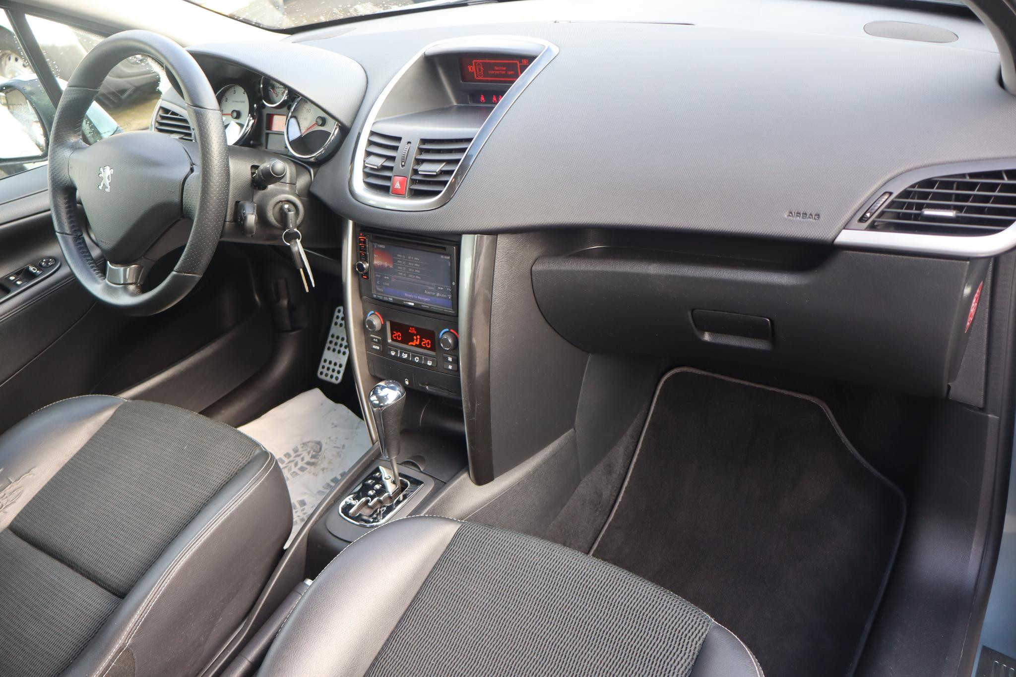 Hoofdafbeelding Peugeot 207