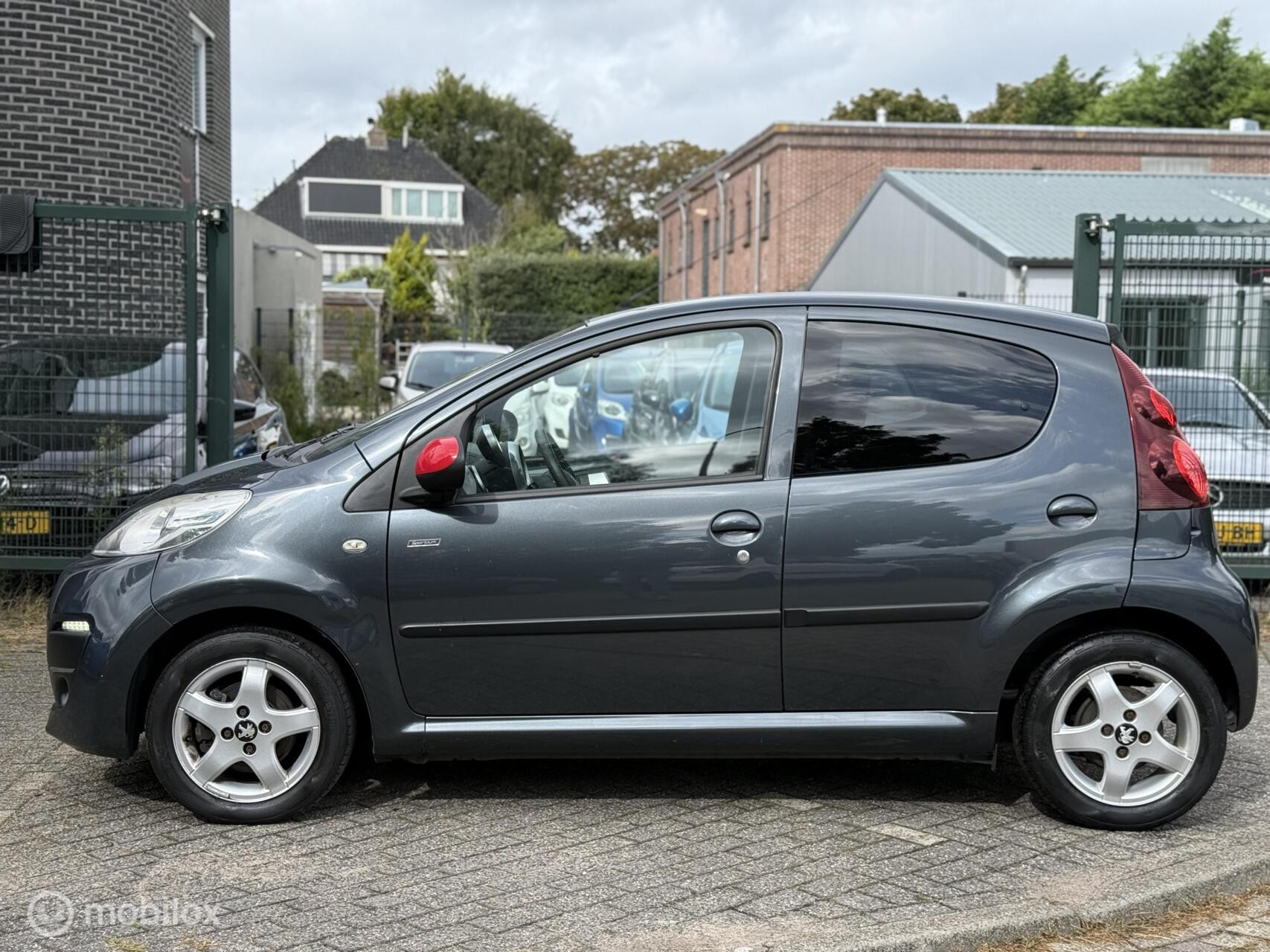 Hoofdafbeelding Peugeot 107