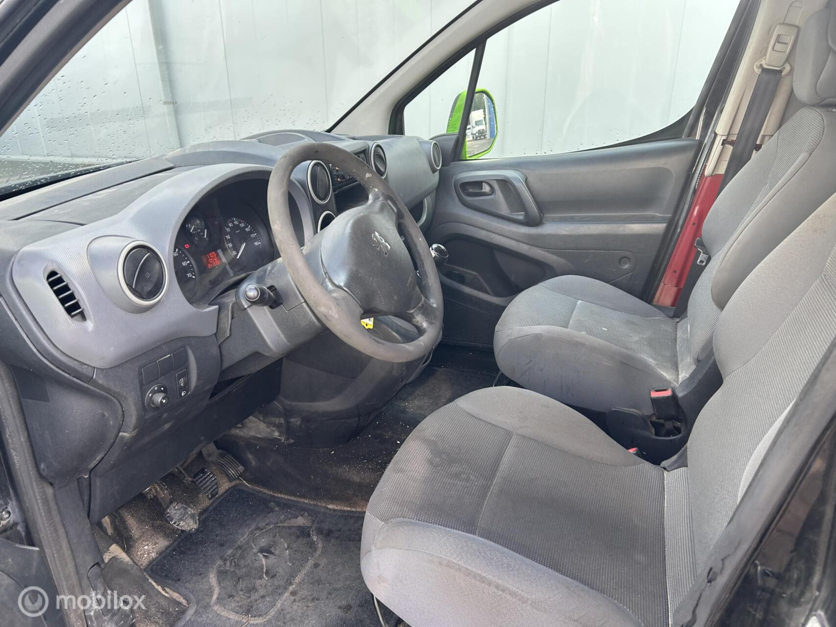 Hoofdafbeelding Peugeot Partner