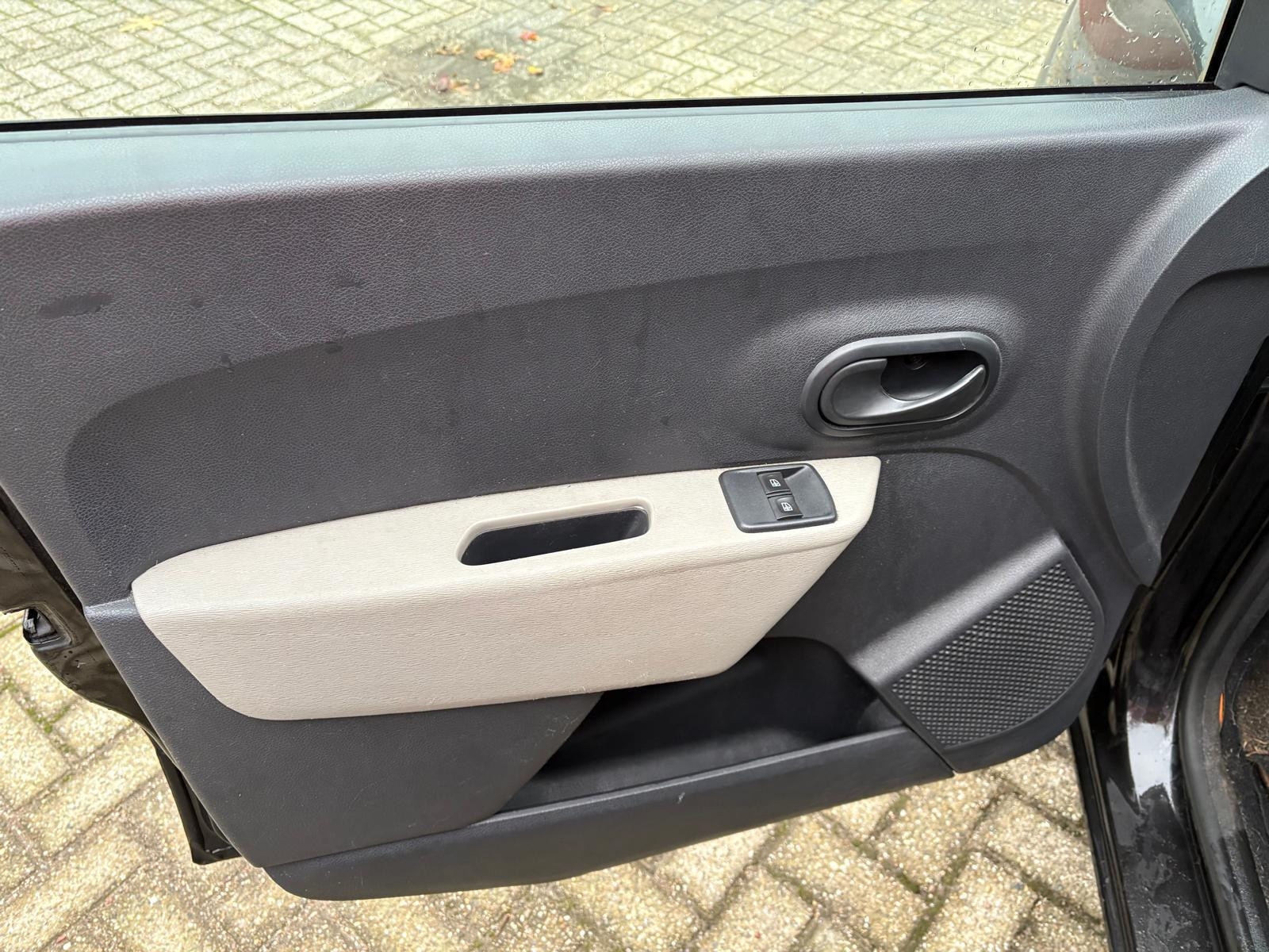 Hoofdafbeelding Dacia Dokker