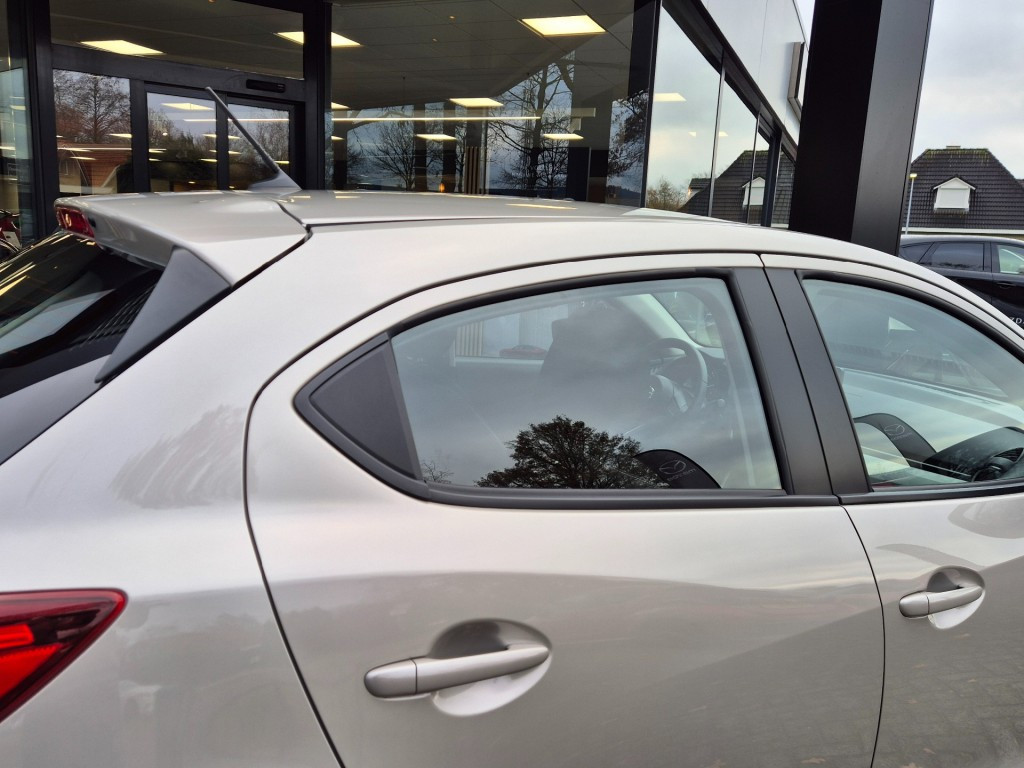 Hoofdafbeelding Mazda 2