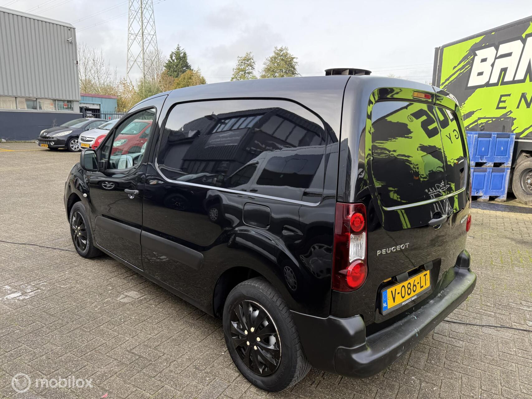 Hoofdafbeelding Peugeot Partner